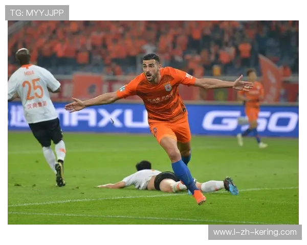 反越位单刀推射冷静收下三分:足球场上的巅峰瞬间