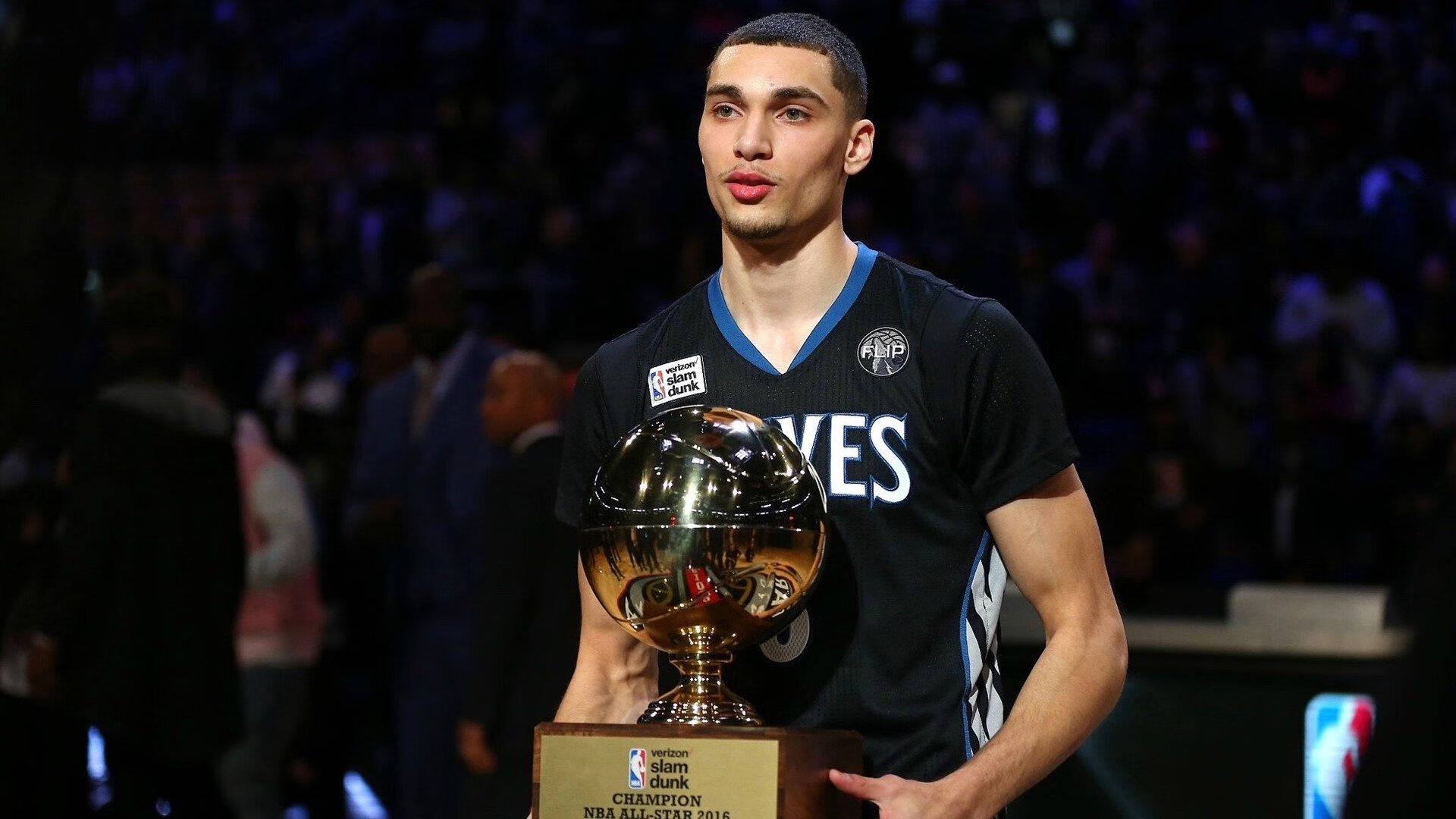 K联赛冠军附加赛 全北现代连追两球逆转蔚山 上演惊魂反扑